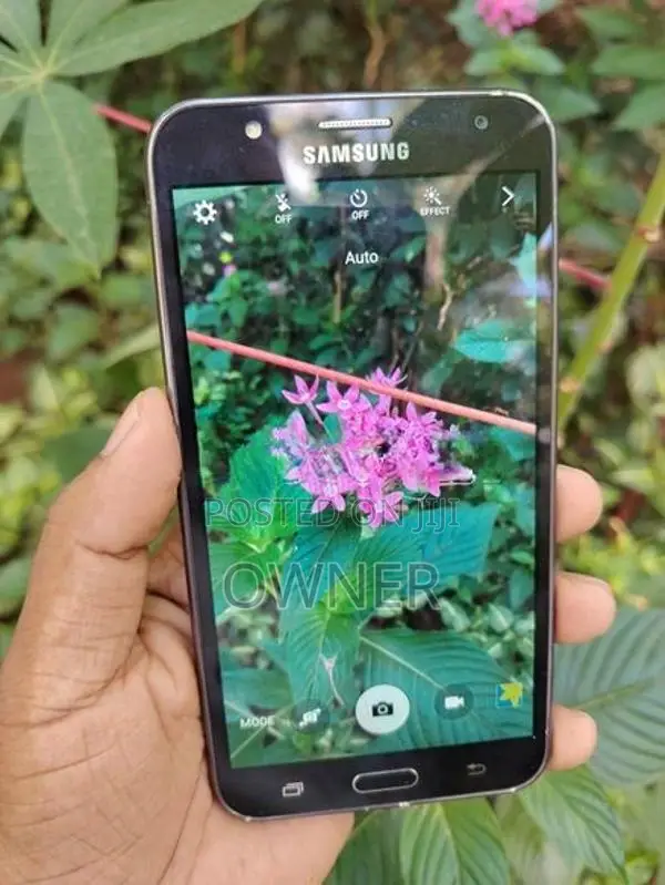 Samsung Galaxy J7 2GB 16GB (Used)