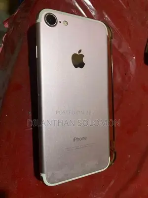 Apple iPhone 7 (Used)