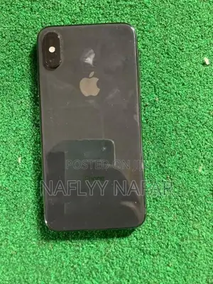 Apple iPhone XS (Used)