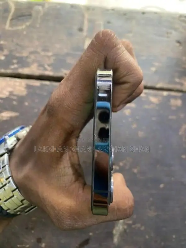 Apple iPhone 12 Pro i phone (Used)