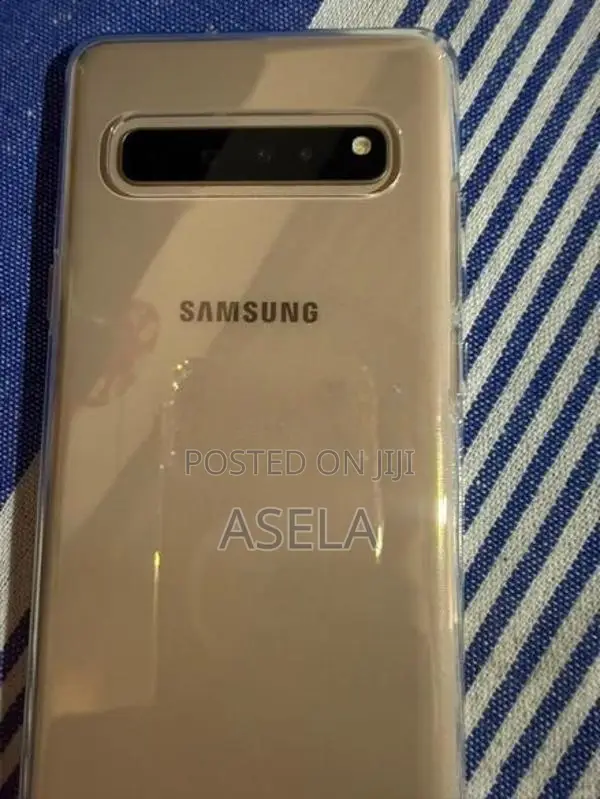 Samsung Galaxy S10 Plus samsug 5G (Used)