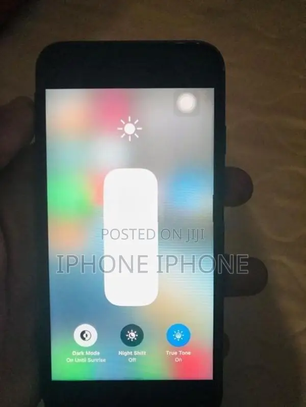 Apple iPhone 8 (Used)