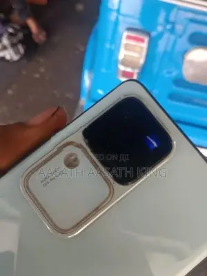 Vivo V20 Pro (Used)