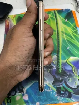 Apple iPhone XS 256GB (Used)