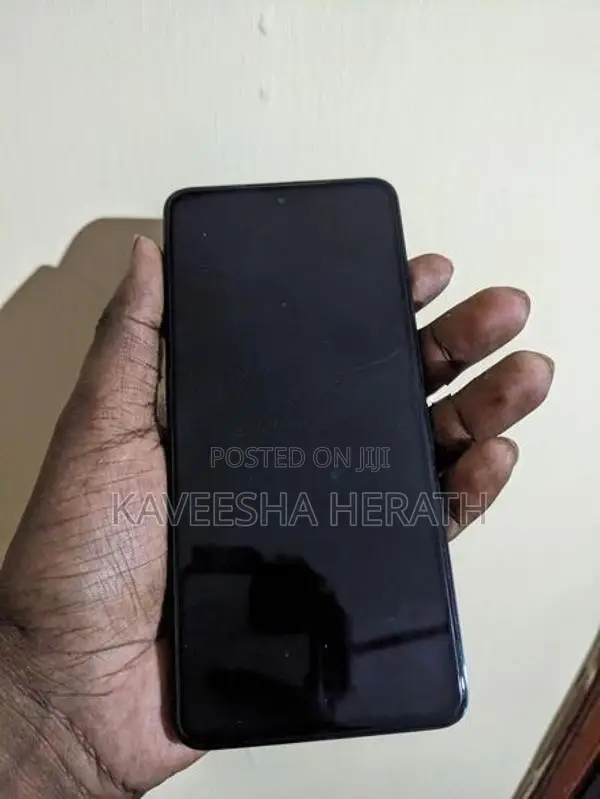 Oppo F27 (Used)