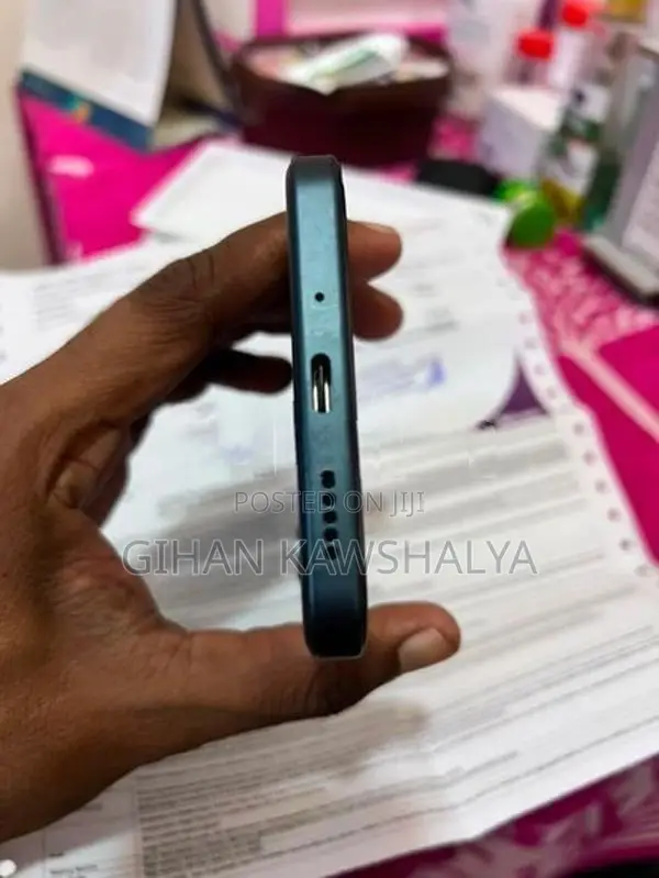 Vivo Y21d 5G 256GB (Used)