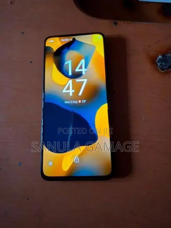 Moto G84 5G (Refurbished)