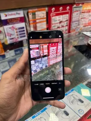 Apple iPhone X (Used)