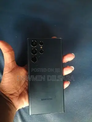 Samsung Galaxy S22 Ultra (Used)