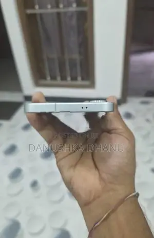 Samsung Galaxy S25 12GB 256GB (Used)