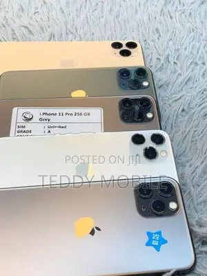 Apple iPhone 11 Pro 256GB (Used)
