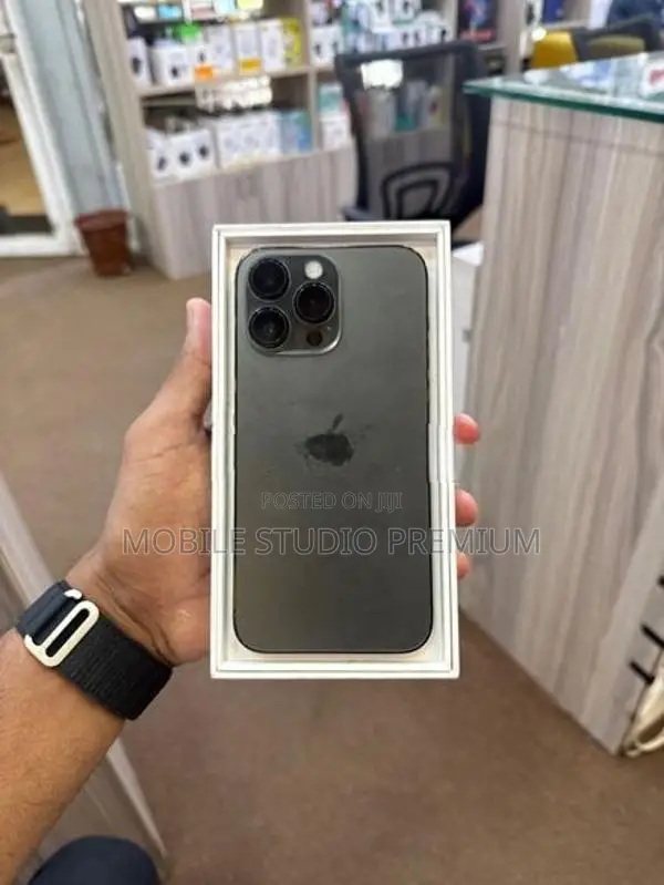 Apple iPhone 14 Pro Max (Used)
