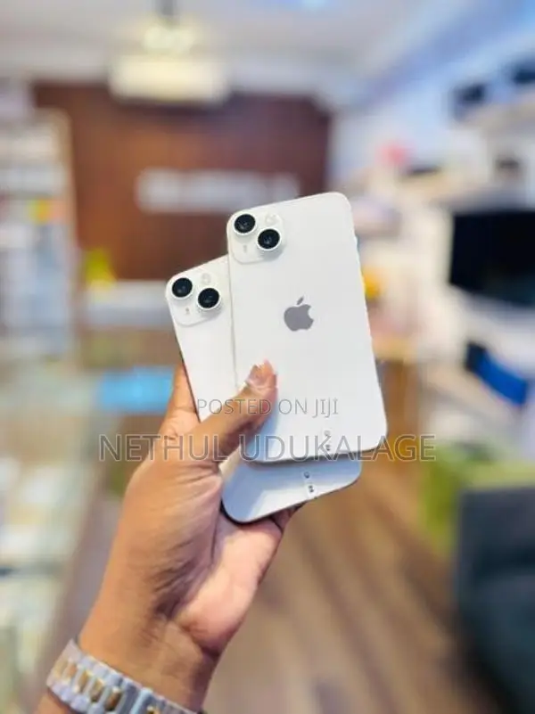 Apple iPhone 14 128GB (White) (Used)