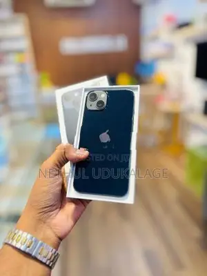 Apple iPhone 13 128GB (Used)