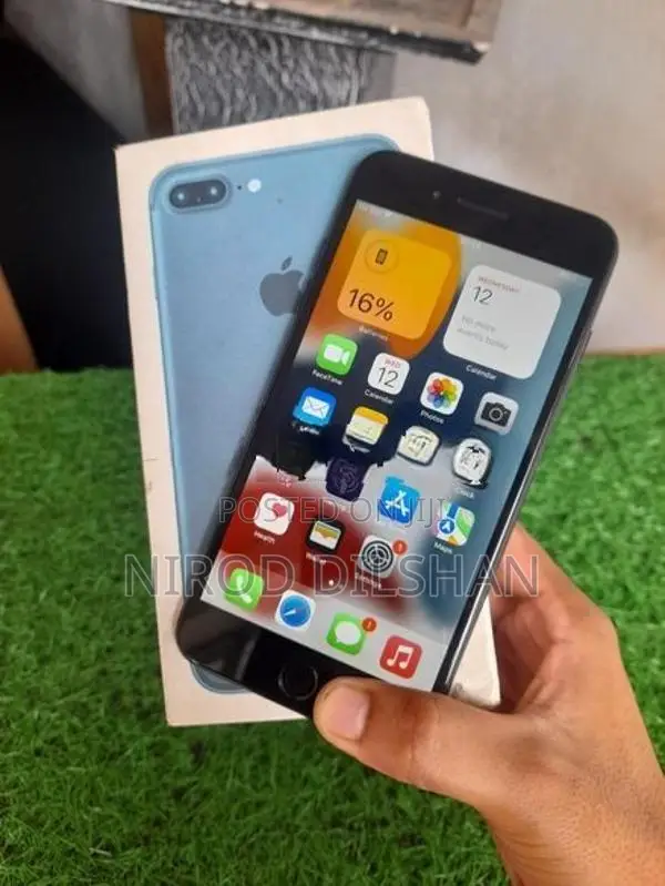 Apple iPhone 7 Plus 128GB (Used)