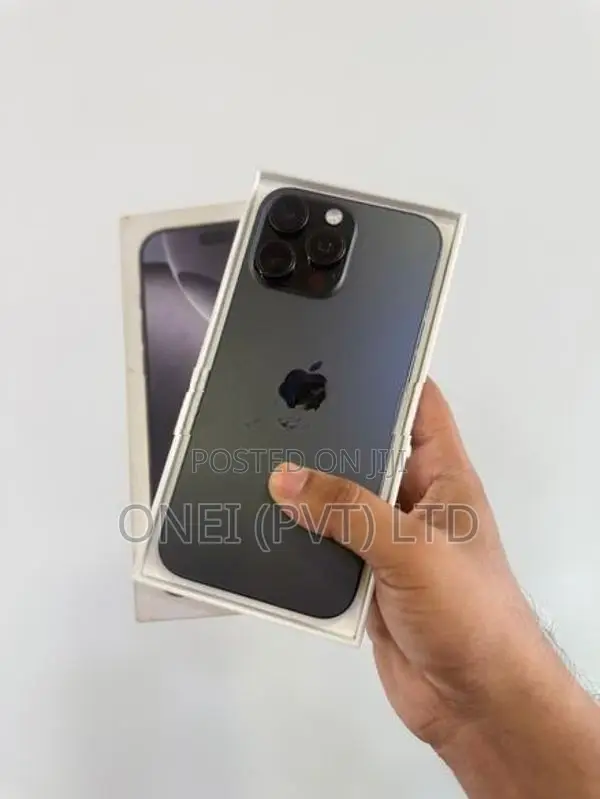 Apple iPhone 16 Pro Max 256GB (Used)