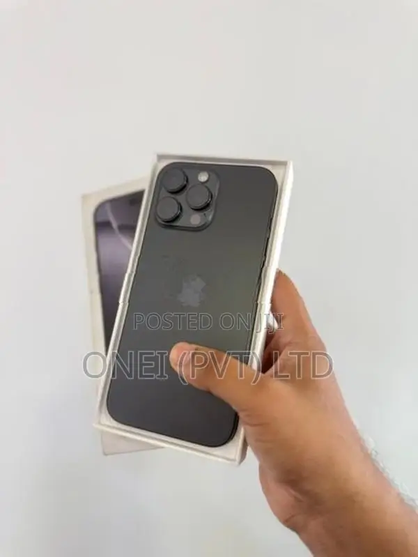Apple iPhone 16 Pro Max 256GB (Used)
