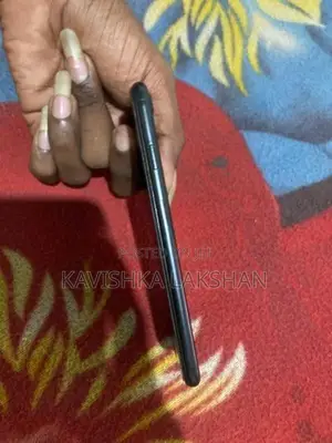 Apple iPhone 7 (Used)