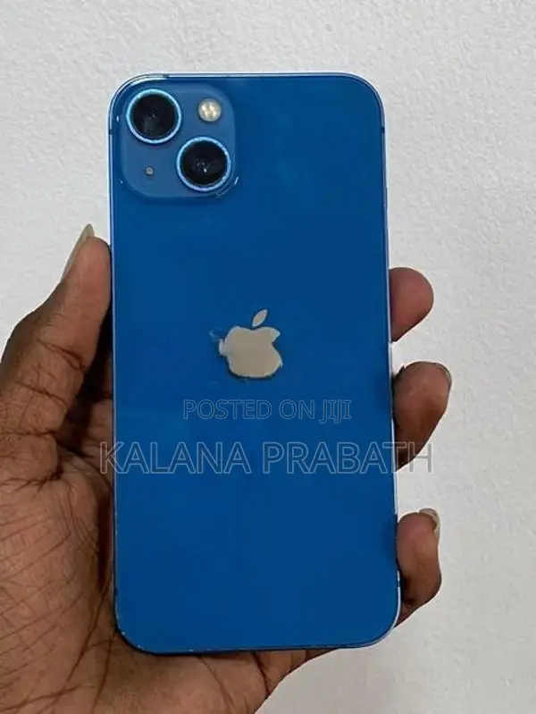 Apple iPhone 13 (Used)