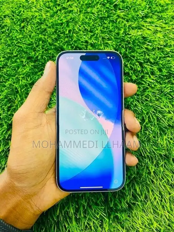 Apple iPhone 15 (Used)