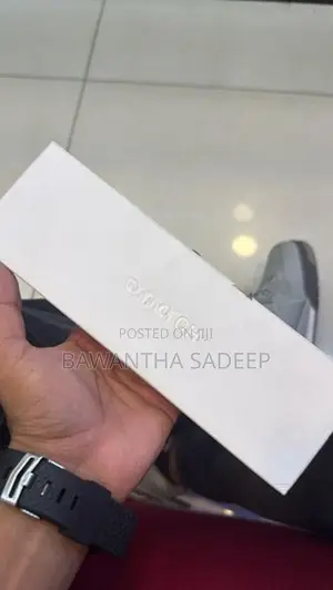 Apple iWatch Series 11 (42 mm)