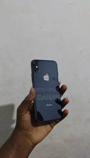 Apple iPhone XS (Used)