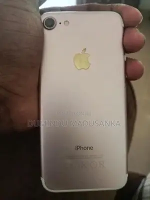 Apple iPhone 7 (Used)