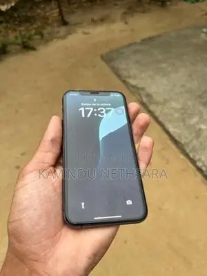 Apple iPhone XS (Used)