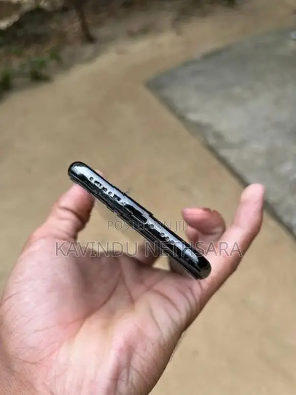 Apple iPhone XS (Used)