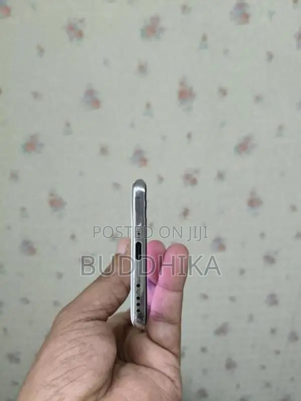 Honor 100 16/256GB (Used)