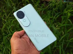 Vivo V40e 8GB 128GB (Used)