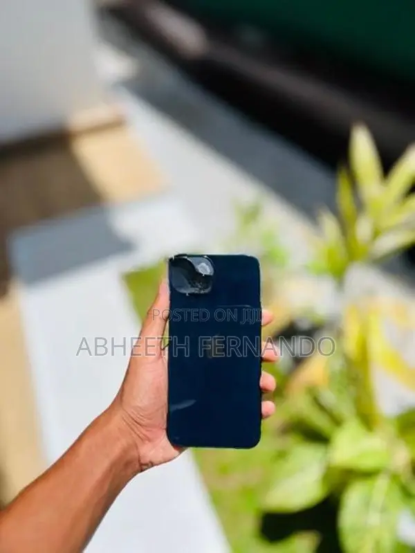 Apple iPhone 14 (Used)