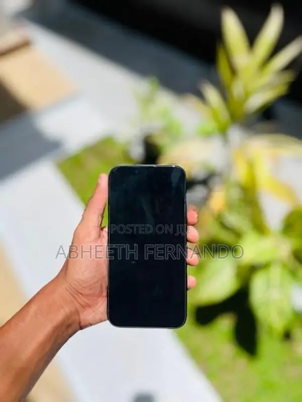 Apple iPhone 14 (Used)