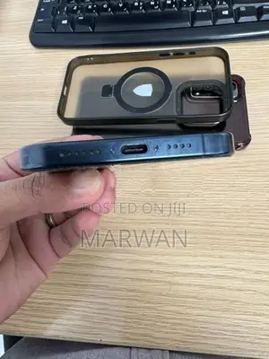 Apple iPhone 15 Pro Max 256GB (Used)