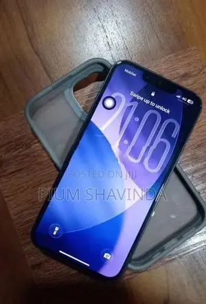 Apple iPhone 13 (Used)