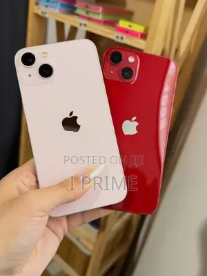 Apple iPhone 13 (Used)