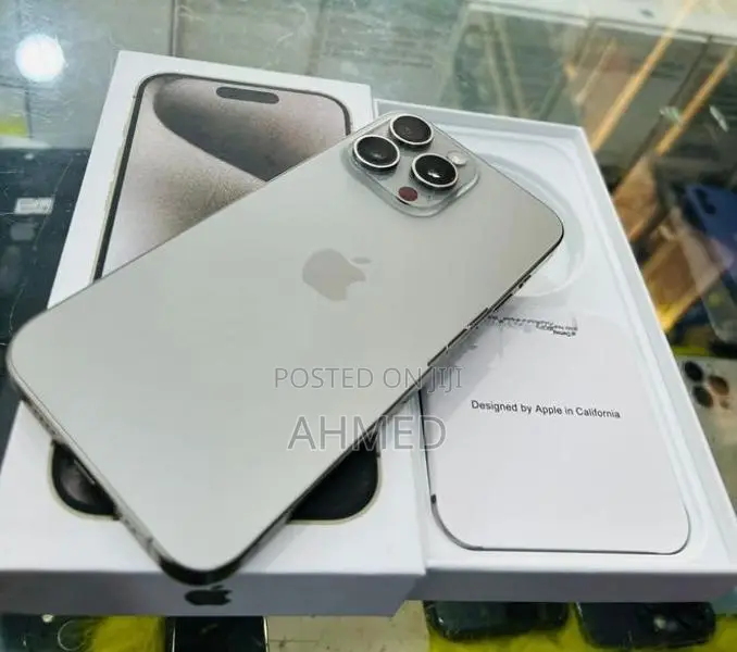Apple iPhone 15 Pro Max 256GB (Used)