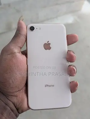 Apple iPhone 8 (Used)
