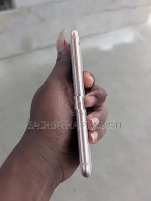 Apple iPhone 8 (Used)
