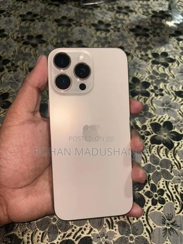Apple iPhone 16 Pro Max (Used)