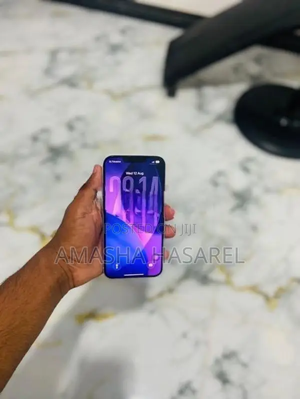 Apple iPhone 14 (Used)