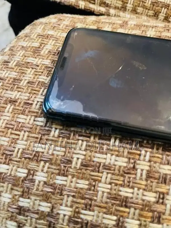Apple iPhone 11 Pro (Used)