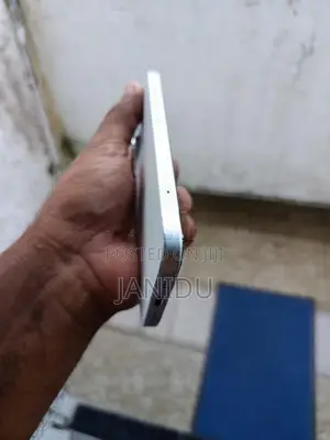 Apple iPhone 15 (Used)