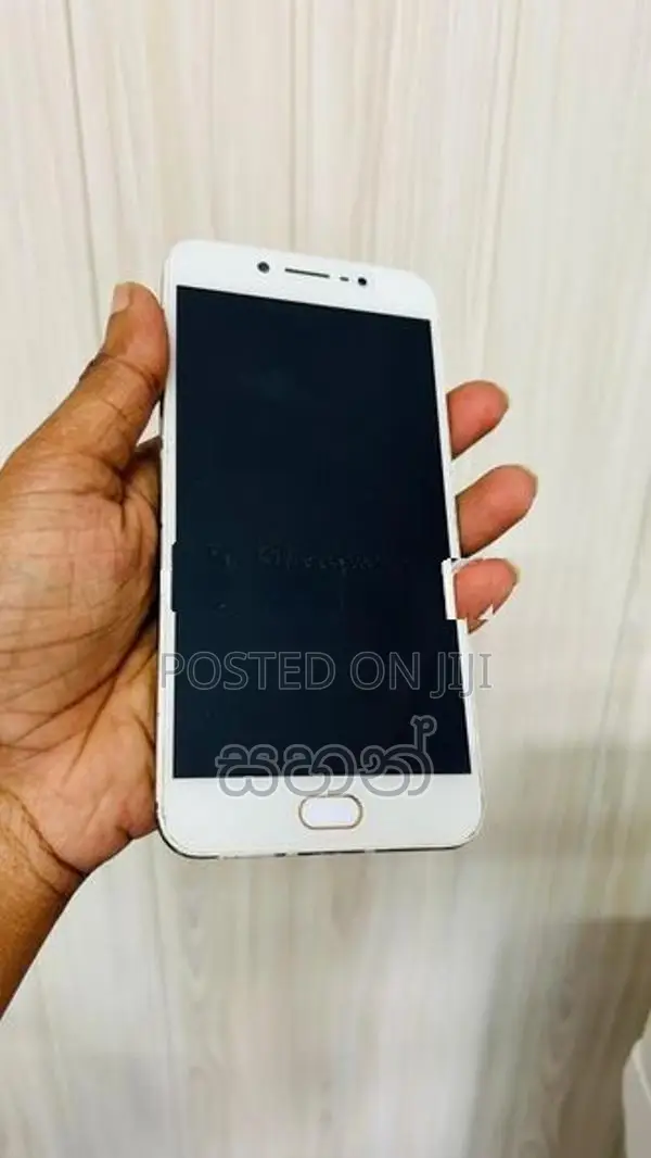 Vivo Y67 (Used)