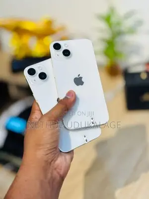 Apple iPhone 14 128GB | STARLIGHT (Used)