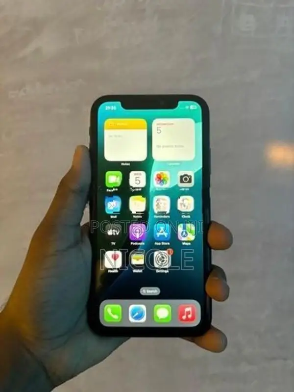 Apple iPhone XR 128GB (Used)