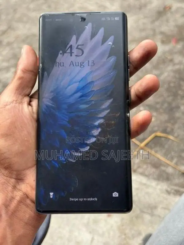 Tecno camon 40 pro (Used)