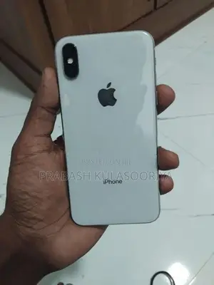 Apple iPhone X (Used)