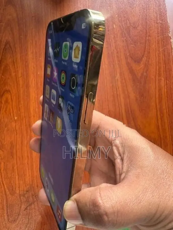 Apple iPhone 12 Pro 128GB (Used)