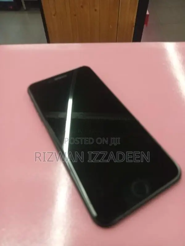 Apple iPhone 7 Plus (Used)